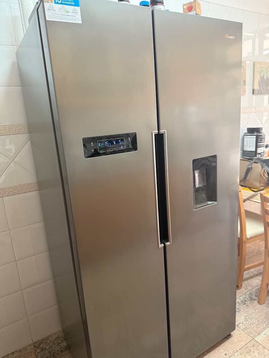 Frigorífico Americano Side-by-Side Candy com Dispensador de Água - Inox