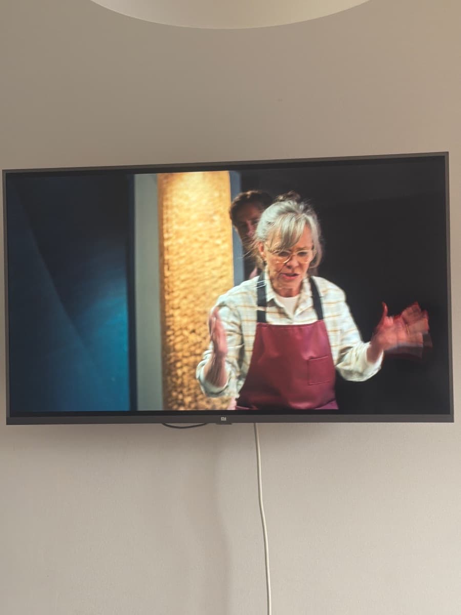 Televisão Xiaomi Mi TV 4S 55" (ou similar)